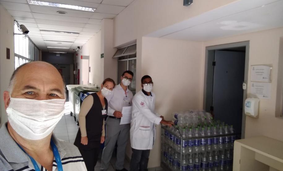 Secretaria da Justiça, Família e Trabalho entrega 9 mil litros de álcool 70% para instituições sociais