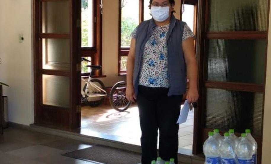 Secretaria da Justiça, Família e Trabalho entrega 9 mil litros de álcool 70% para instituições sociais