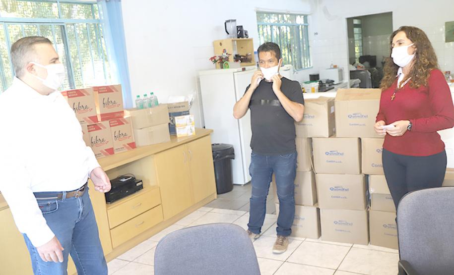 Secretaria de Justiça, Família e Trabalho entrega itens de proteção individual para Apaes