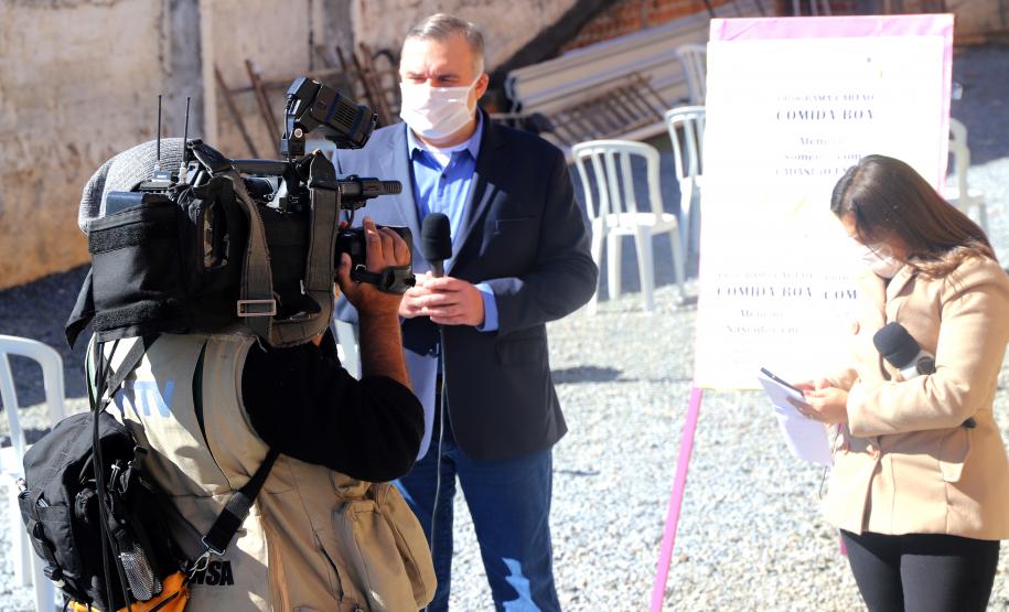 Curitiba tem mais um dia de distribuição do Cartão Comida nesta quarta (27)