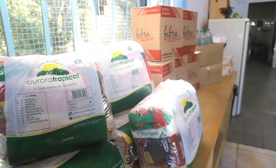 Secretaria de Justiça, Família e Trabalho entrega itens de proteção individual para Apaes