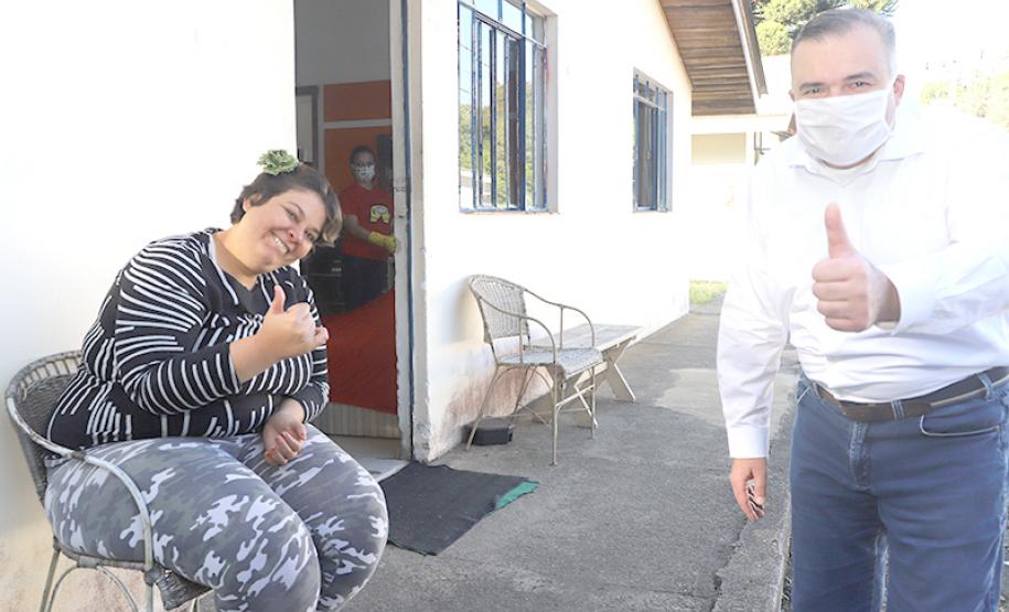 Secretaria de Justiça, Família e Trabalho entrega itens de proteção individual para Apaes