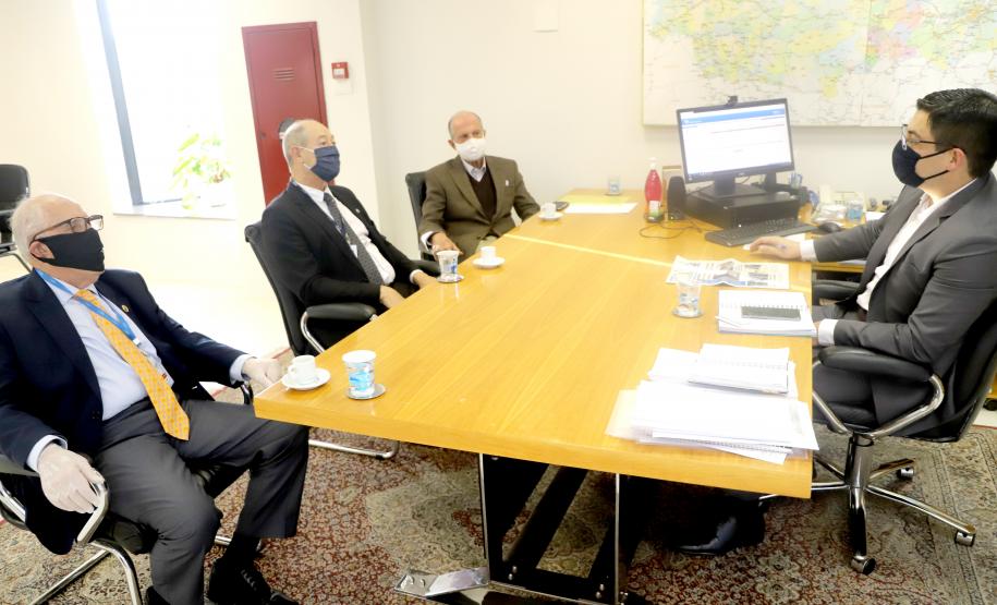 Eder Colaço recebe visita do presidente da Associação Comercial do Paraná