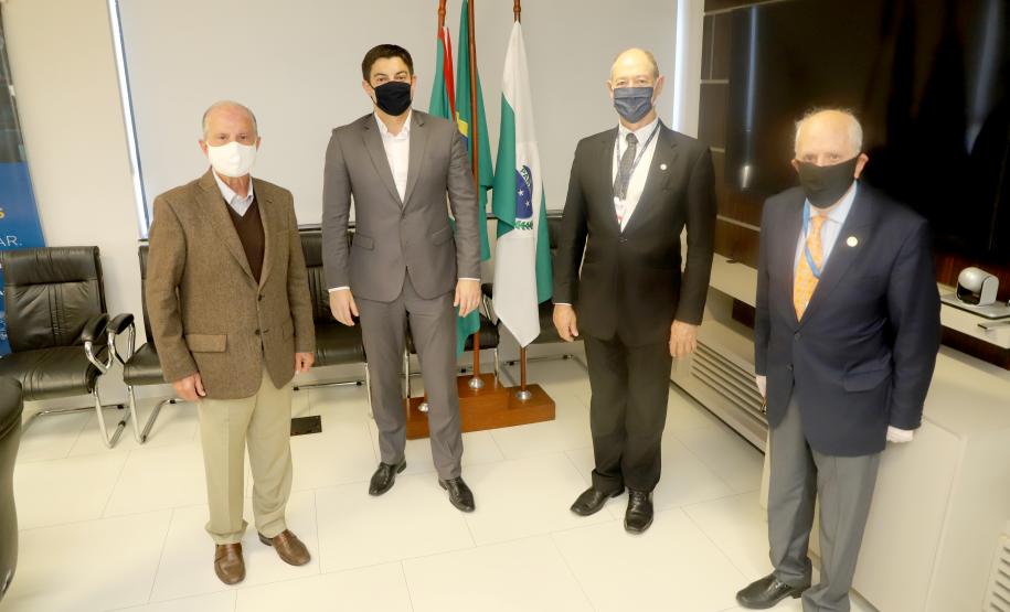 Eder Colaço recebe visita do presidente da Associação Comercial do Paraná
