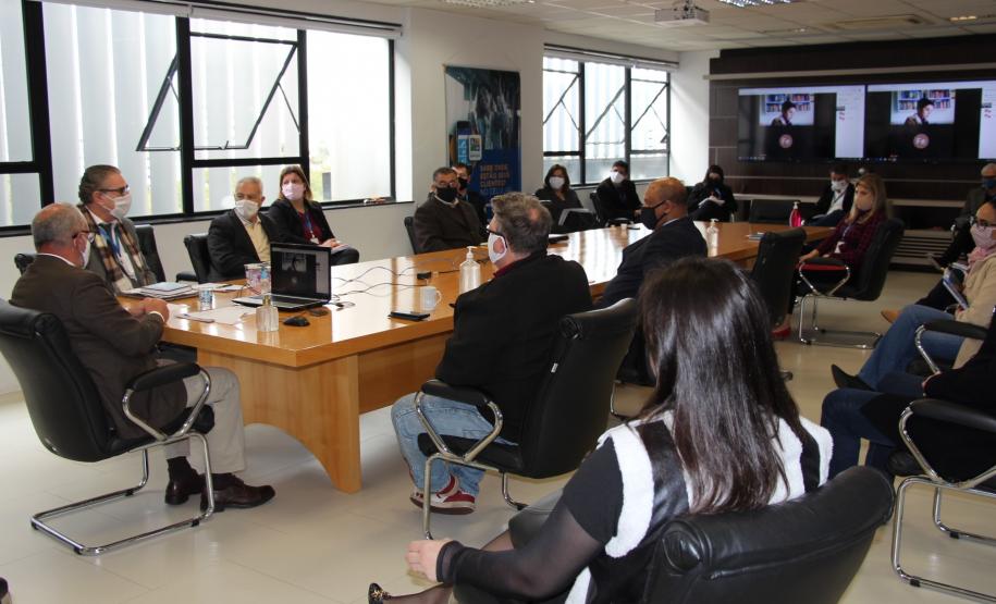 Secretário da Justiça, Família e Trabalho, Mauro Rockenbach, realiza primeira reunião geral com diretores e coordenadores para retomada econômica do Paraná