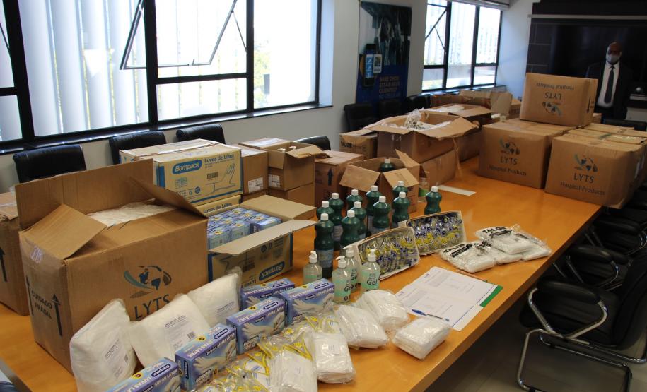 Equipamentos de Proteção Individual para atendimento emergencial nas áreas do idoso chegam em 155 municípios do Paraná