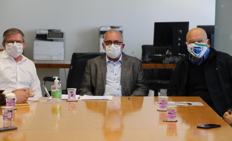 Governo garante 71 novas moradias aos municípios de Santa Cruz do Monte Castelo e Querência do Norte