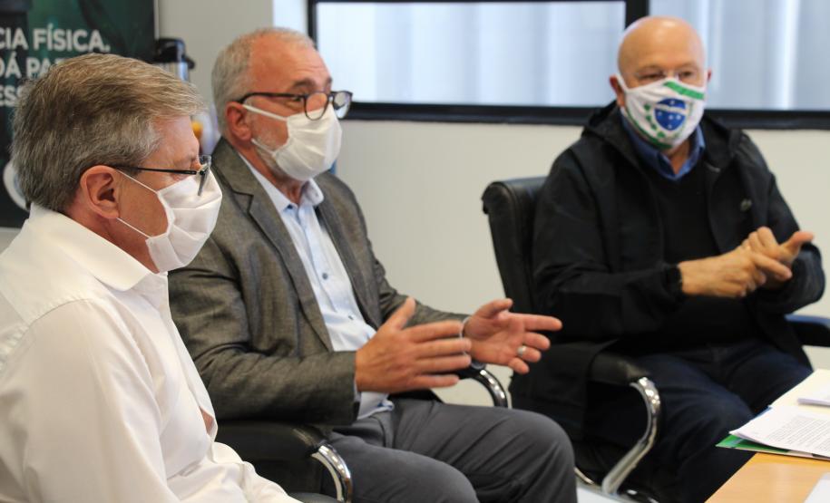 Governo garante 71 novas moradias aos municípios de Santa Cruz do Monte Castelo e Querência do Norte