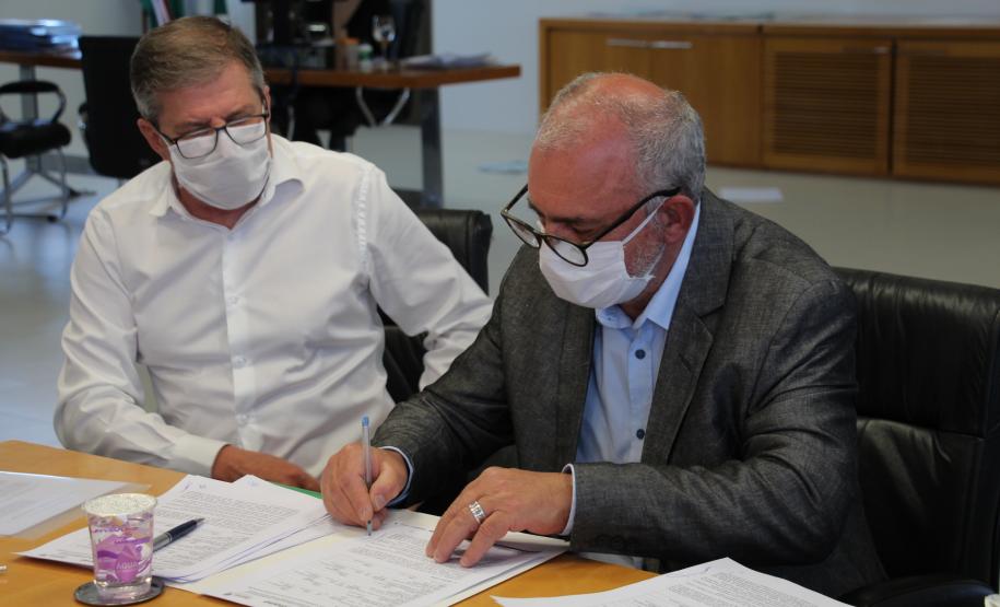 Governo garante 71 novas moradias aos municípios de Santa Cruz do Monte Castelo e Querência do Norte