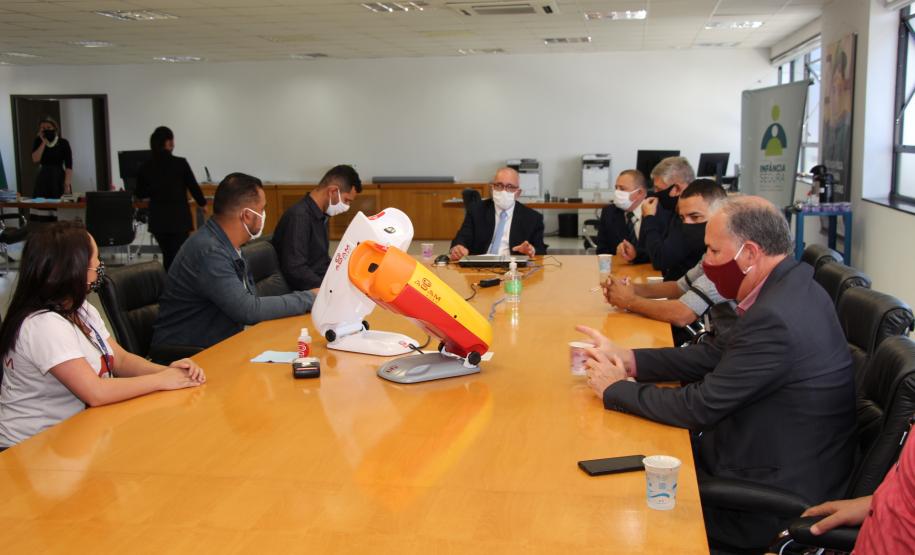 Secretária da Justiça, Família e Trabalho e Central Única das Favelas conversam sobre projetos de inclusão para crianças e adolescentes em situação de vulnerabilidade