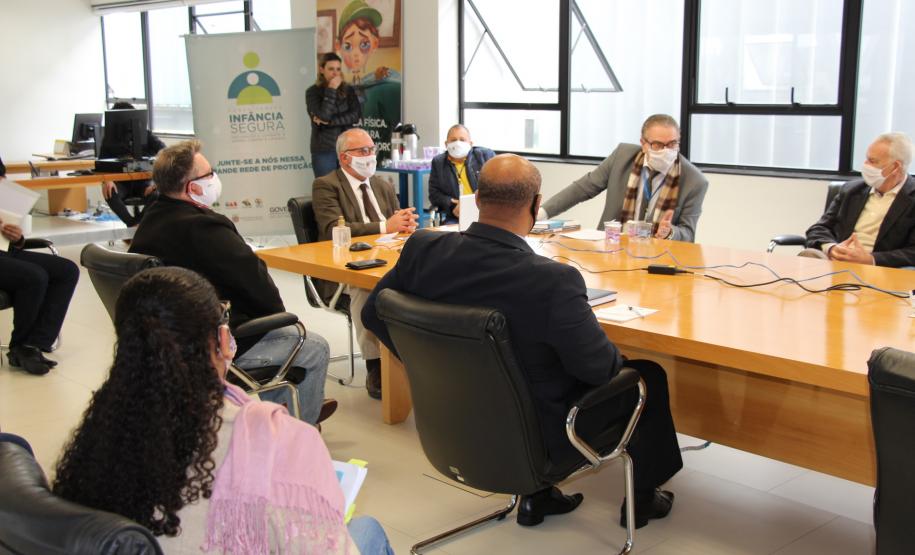 Secretário da Justiça, Família e Trabalho, Mauro Rockenbach, realiza primeira reunião geral com diretores e coordenadores para retomada econômica do Paraná