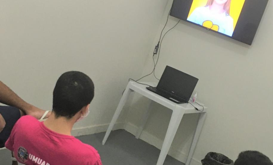 Gincanas e oficinas de artes são utilizadas para amenizar efeitos da pandemia em adolescentes que cumprem medidas socioeducativas