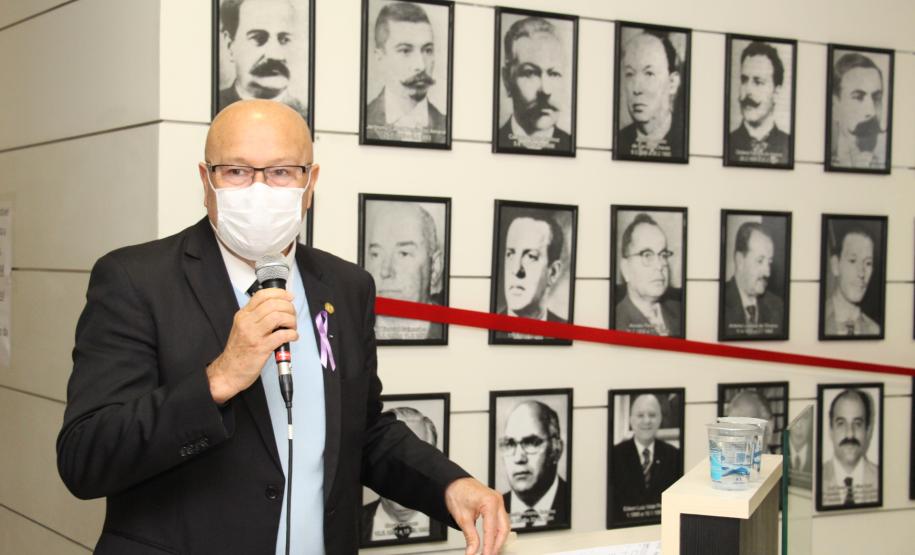 Secretário Mauro Rockenbach apresenta a nova galeria histórica de ex-secretários da Justiça do Paraná