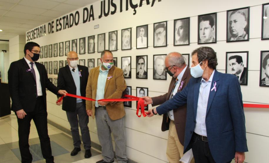Secretário Mauro Rockenbach apresenta a nova galeria histórica de ex-secretários da Justiça do Paraná