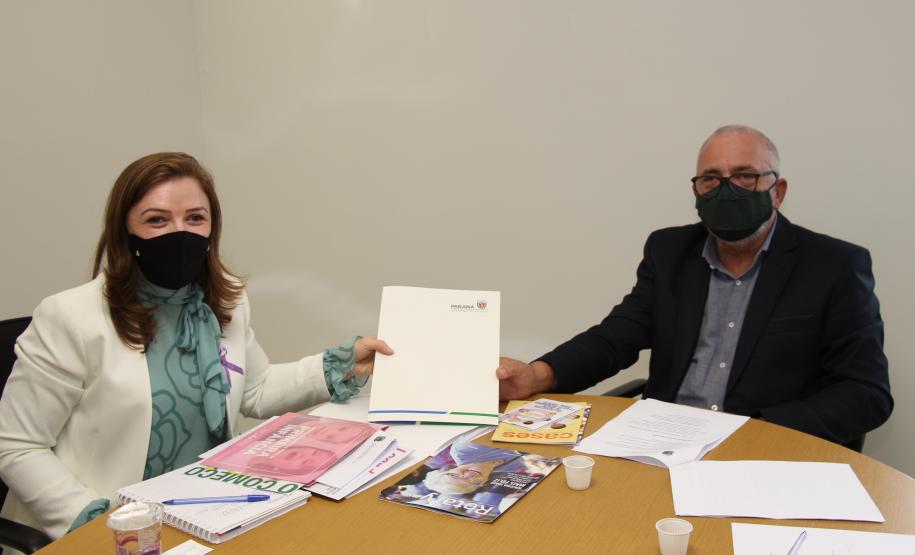 Secretário Mauro Rockenbach recebe deputada Federal Leandre Dal Ponte para articular políticas públicas nas áreas da mulher, idoso, criança e adolescente