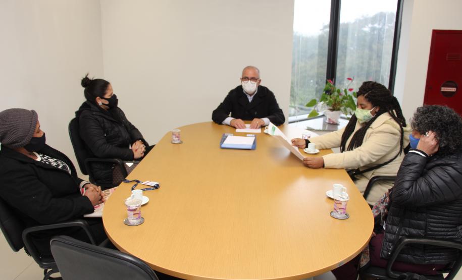 Secretário Mauro Rockenbach reúne lideranças do movimento dos catadores de lixo para apresentar projeto Moradia por autogestão