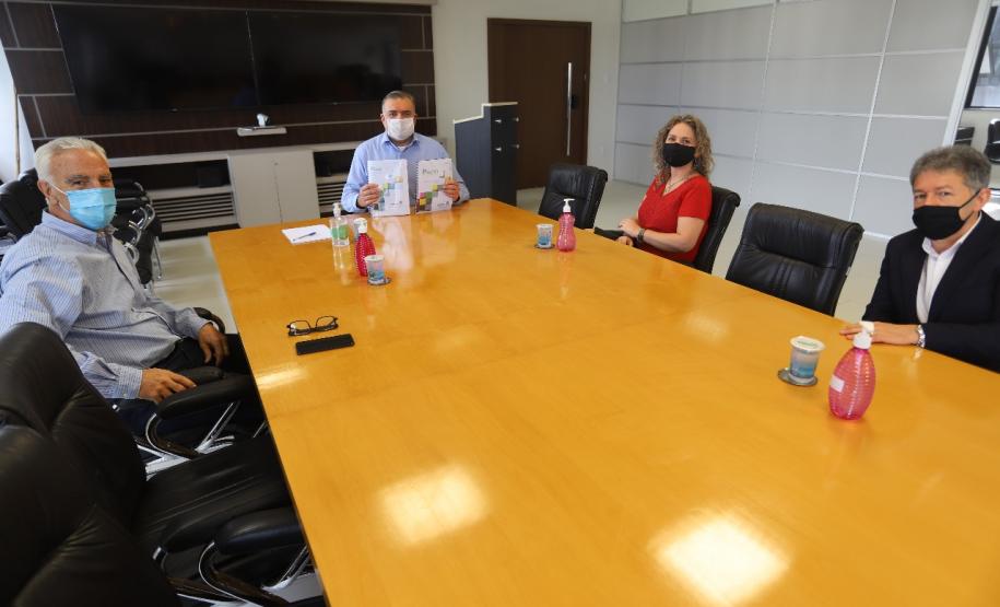 Secretário Ney Leprevost lança o Plano Estadual de Assistência Social 2020/2023