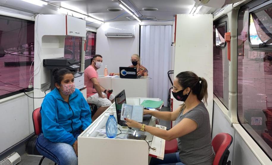 Ônibus do “Emprega Mais Paraná” vai atuar nas costas Oeste e Norte em Janeiro