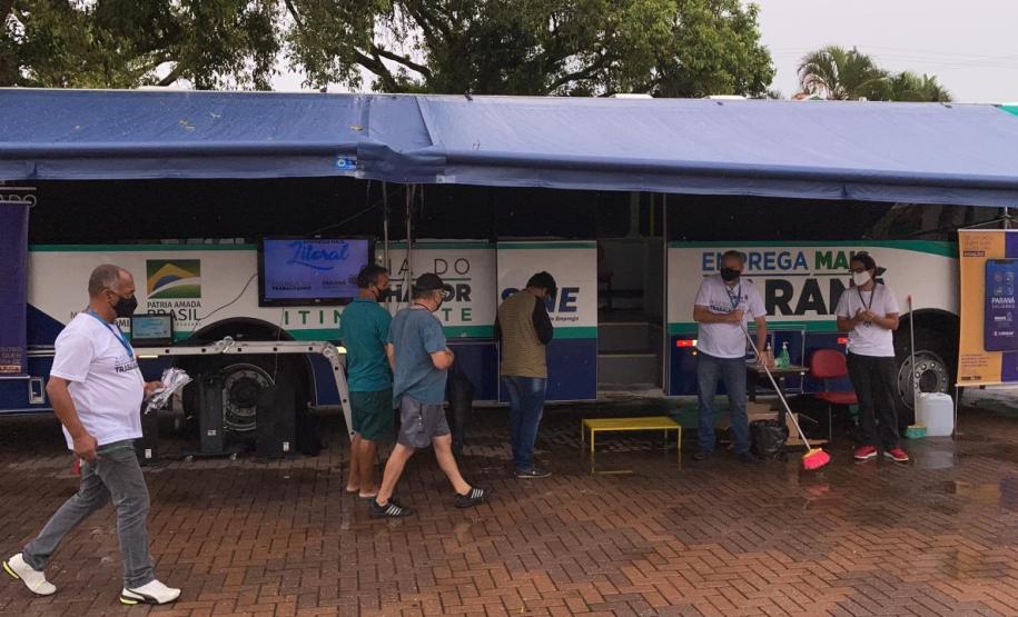 Ônibus do “Emprega Mais Paraná” vai atuar nas costas Oeste e Norte em Janeiro