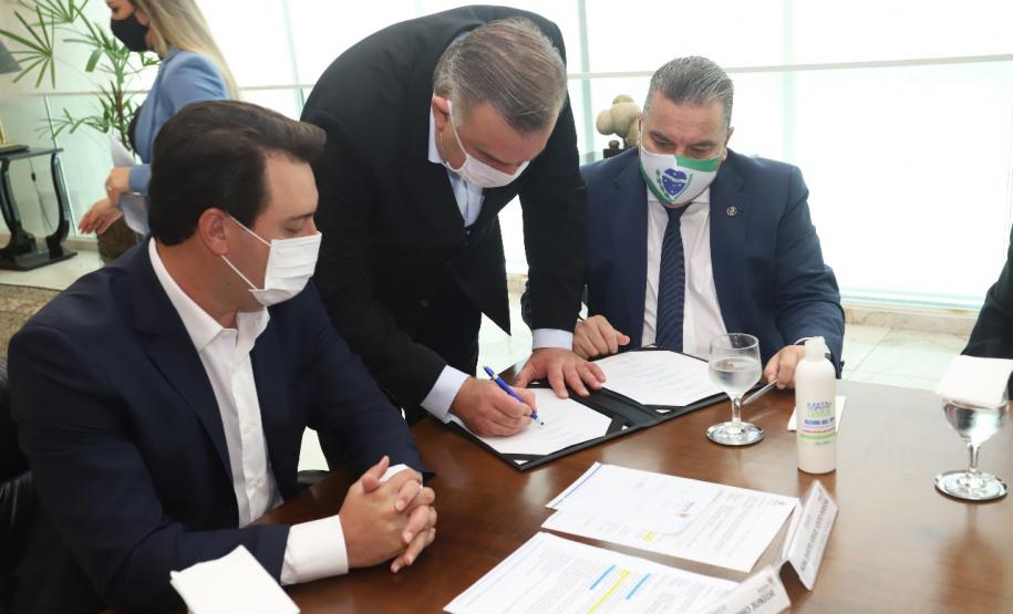 Ney Leprevost apresenta balanço das ações da Secretaria de Justiça, Família e Trabalho em 2020. Socorro às famílias em situação de vulnerabilidade e retomada dos empregos foram as prioridades