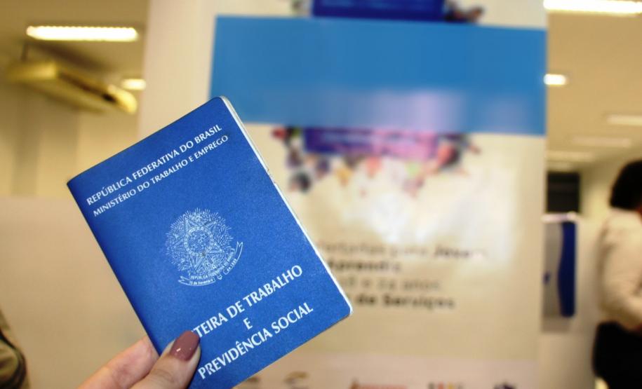 Agência do Trabalhador de Curitiba está atendendo online devido a pandemia