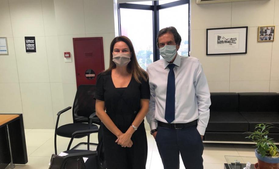 Prefeitos do interior conhecem programas e projetos da Secretaria de Justiça, Família e Trabalho do Paraná