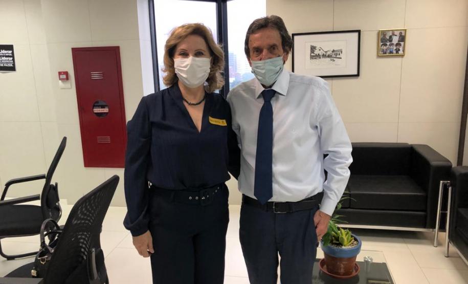 Prefeitos do interior conhecem programas e projetos da Secretaria de Justiça, Família e Trabalho do Paraná