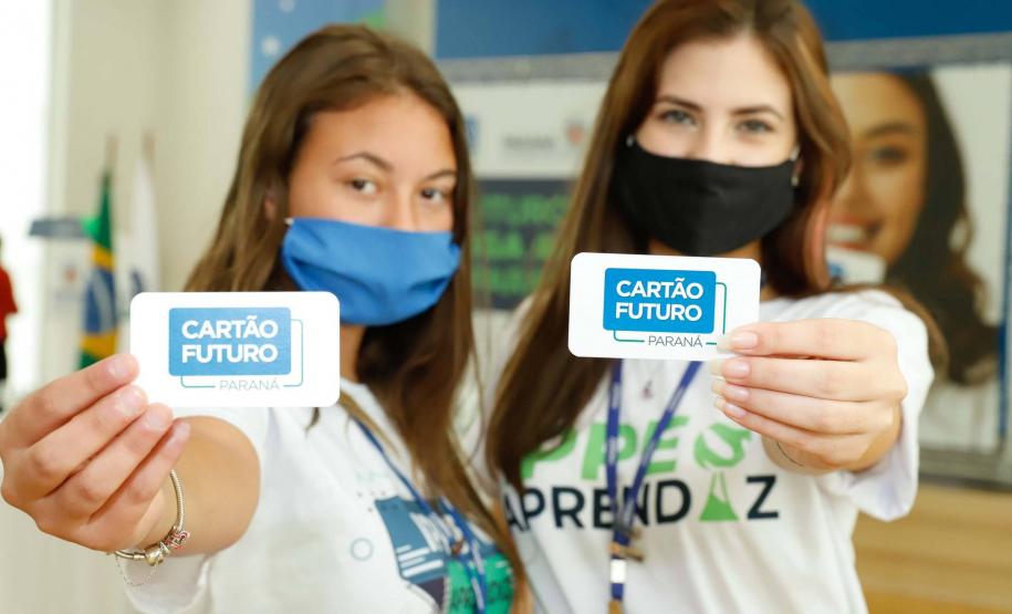 Ampliação do Cartão Futuro é anunciada em novo pacote econômico do Governo do Paraná
