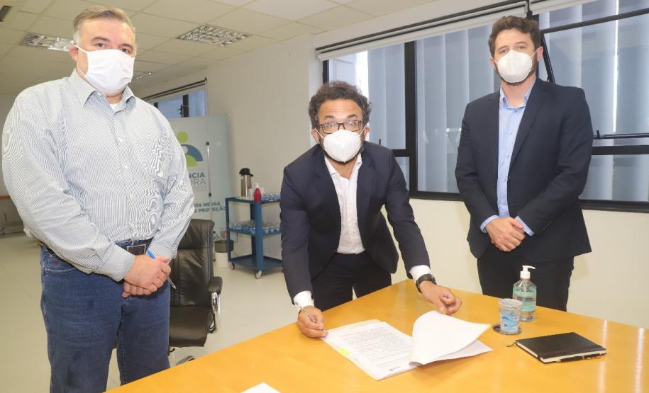 Sejuf e Agência de Fomento formalizam parceria que garante microcrédito de até 20 mil reais nas Agências do Trabalhador