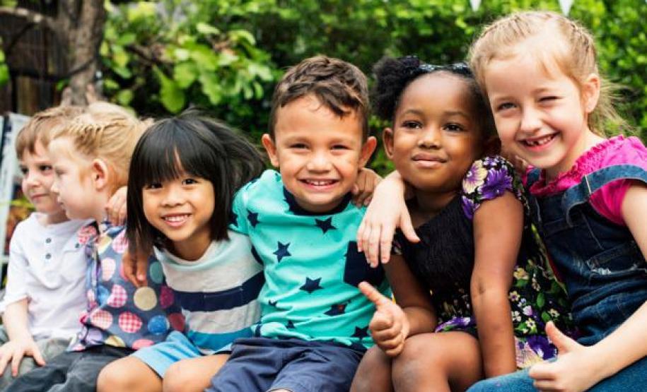 Governador formaliza Orçamento Criança. A iniciativa da secretaria de Justiça é pioneira no Brasil