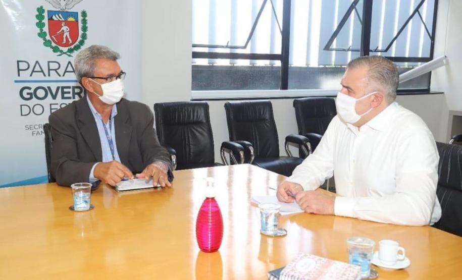 Governador formaliza Orçamento Criança. A iniciativa da secretaria de Justiça é pioneira no Brasil