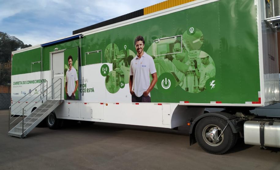 Ney Leprevost anuncia abertura de vagas para cursos das Carretas do Conhecimento Online em 17 municípios do Paraná