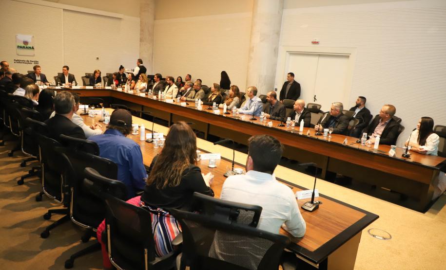 Estado discute medidas para regionalizar o sistema socioeducativo do Paraná