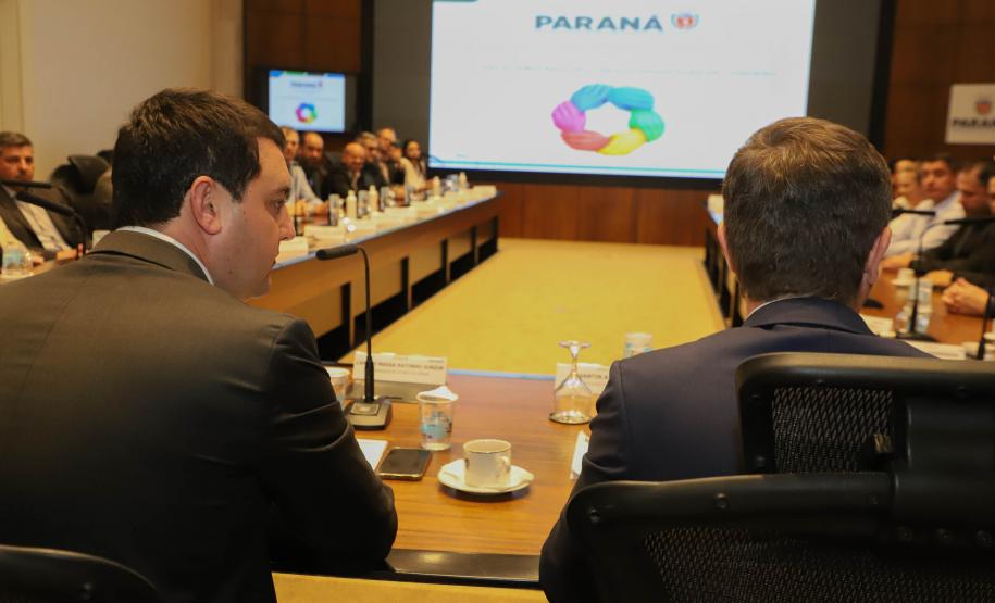 Estado discute medidas para regionalizar o sistema socioeducativo do Paraná