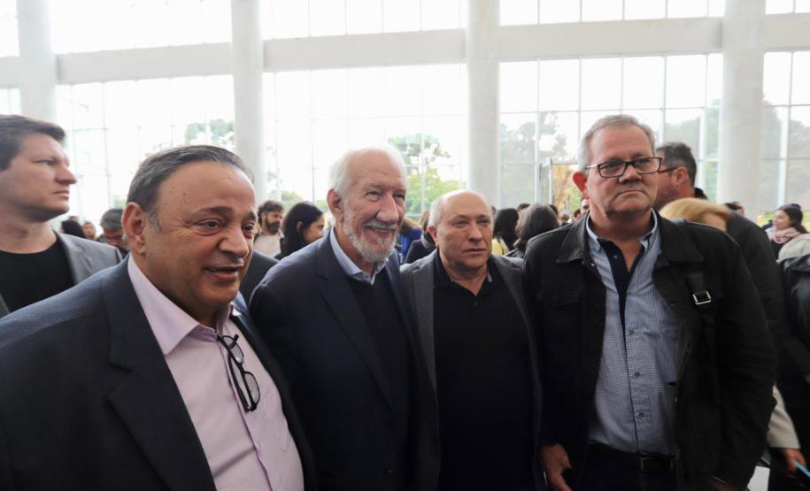 Governo do Estado entrega 30 novos veículos para o sistema de socioeducação