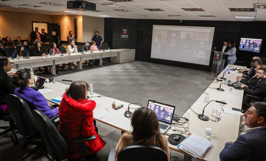 Estado dá posse a novos membros no Conselho Permanente dos Direitos Humanos do Paraná