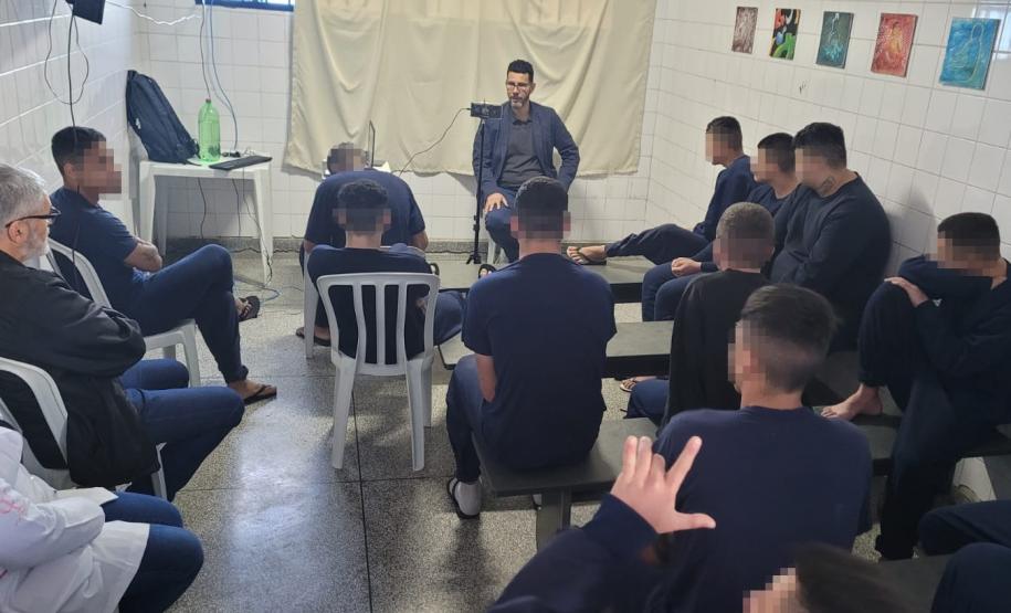 Novo projeto leva palestras e reflexão a jovens que cumprem medida socioeducativa