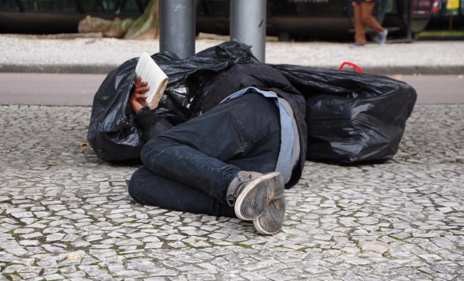 Estado lança campanha de sensibilização sobre população em situação de rua