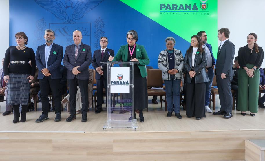 Paraná firma acordos para fortalecer combate ao tráfico e desaparecimento de pessoas