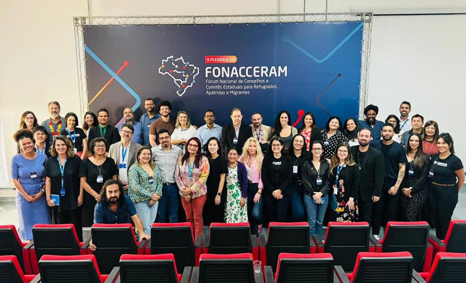 Paraná ajudará a coordenar fórum que ajuda refugiados, apátridas e migrantes