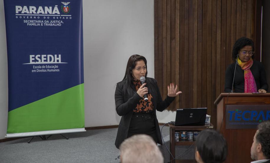 Tecpar capacita 80 colaboradores com curso de Direitos Humanos