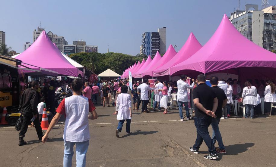 Com foco na saúde da mulher, Governo do Estado promove a 1ª etapa do Paraná Rosa em Ação