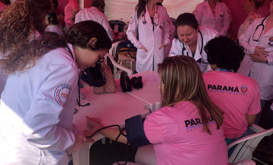 Com foco na saúde da mulher, Governo do Estado promove a 1ª etapa do Paraná Rosa em Ação