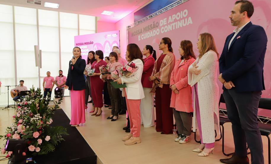 Paraná Rosa encerra com lançamento de edital para pesquisa voltado a mulheres com câncer de mama