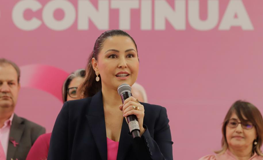 Paraná Rosa encerra com lançamento de edital para pesquisa voltado a mulheres com câncer de mama