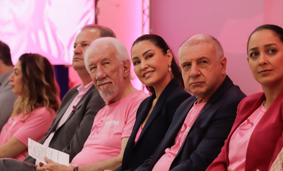 Paraná Rosa encerra com lançamento de edital para pesquisa voltado a mulheres com câncer de mama