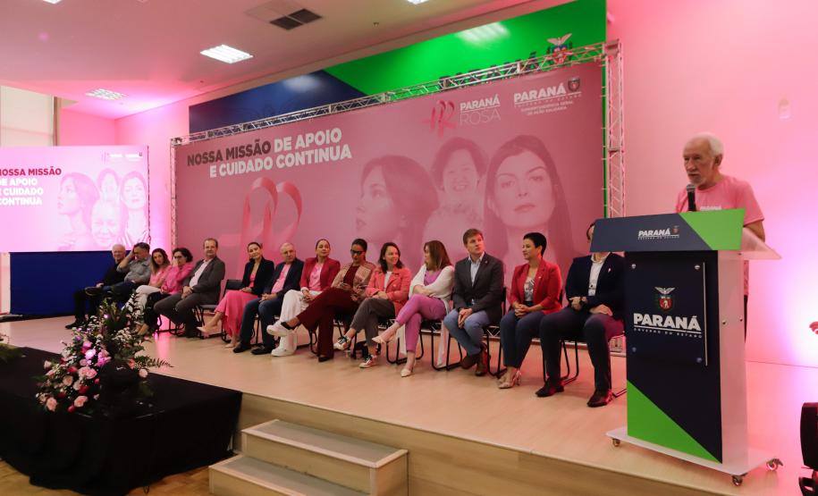 Paraná Rosa encerra com lançamento de edital para pesquisa voltado a mulheres com câncer de mama