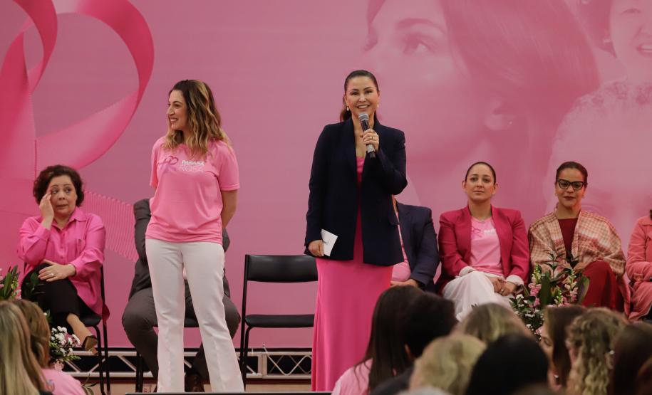 Paraná Rosa encerra com lançamento de edital para pesquisa voltado a mulheres com câncer de mama
