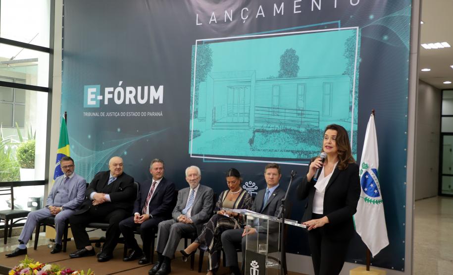 Santin Roveda participa do lançamento do E-Fórum pelo TJPR