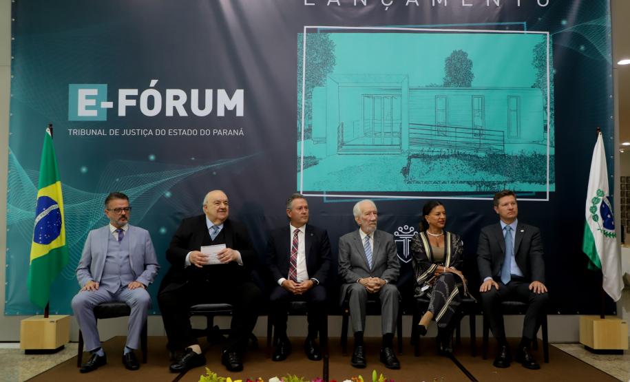 Santin Roveda participa do lançamento do E-Fórum pelo TJPR